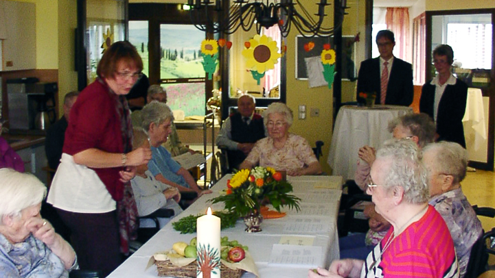 Tischgottesdienst im Rahmen der Eröffnungsfeier des Dementen Bereichs